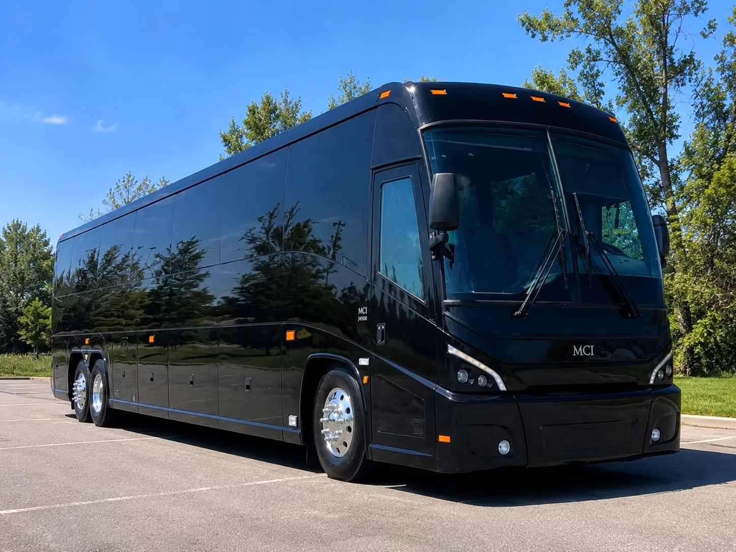 finding the right bus size for your albuquerque field trip group