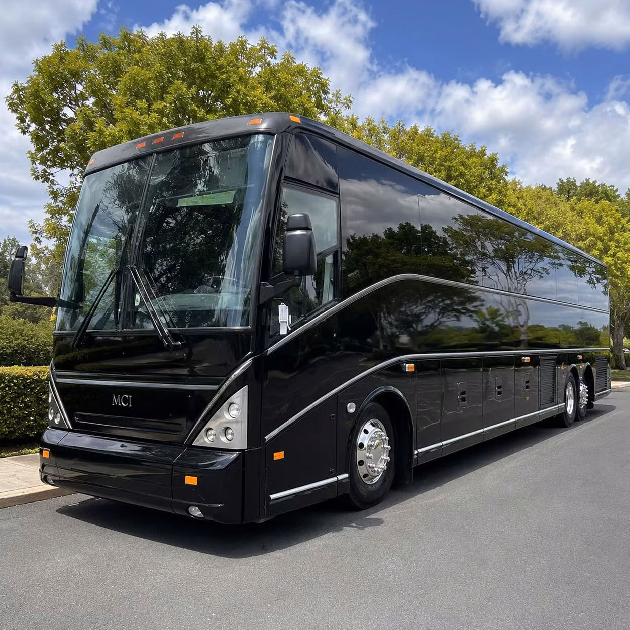 you can count on charterbusrentalalbuquerquenm com for reliable concert transportation across albuquerque